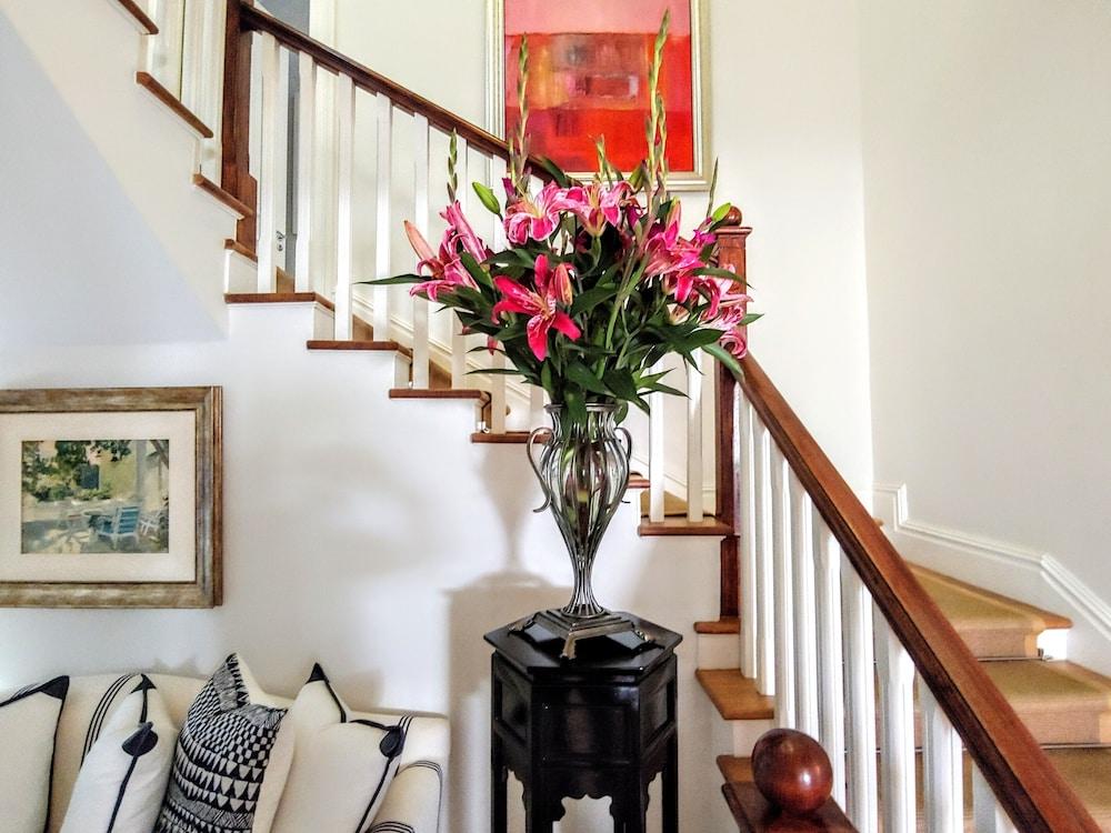 The Light House Boutique Suites パール エクステリア 写真